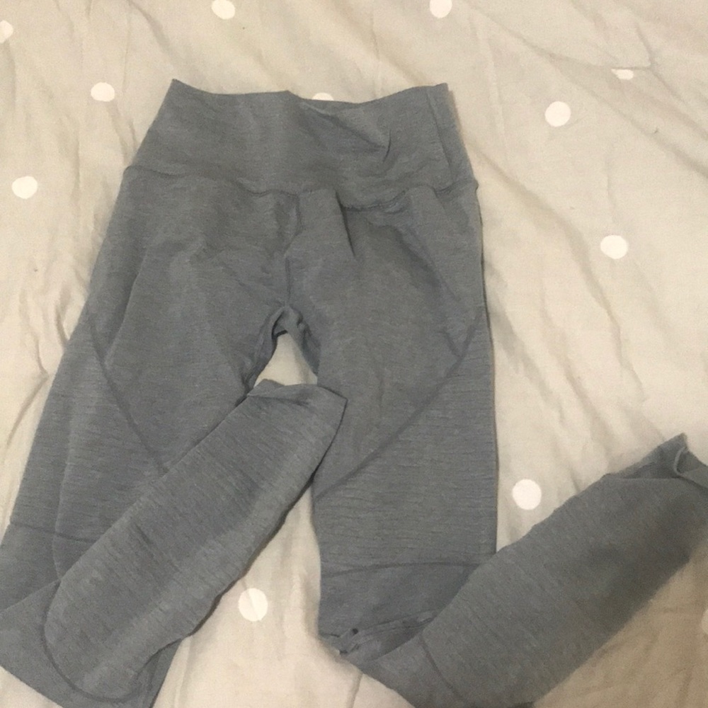Alphalete revival leggings size medium